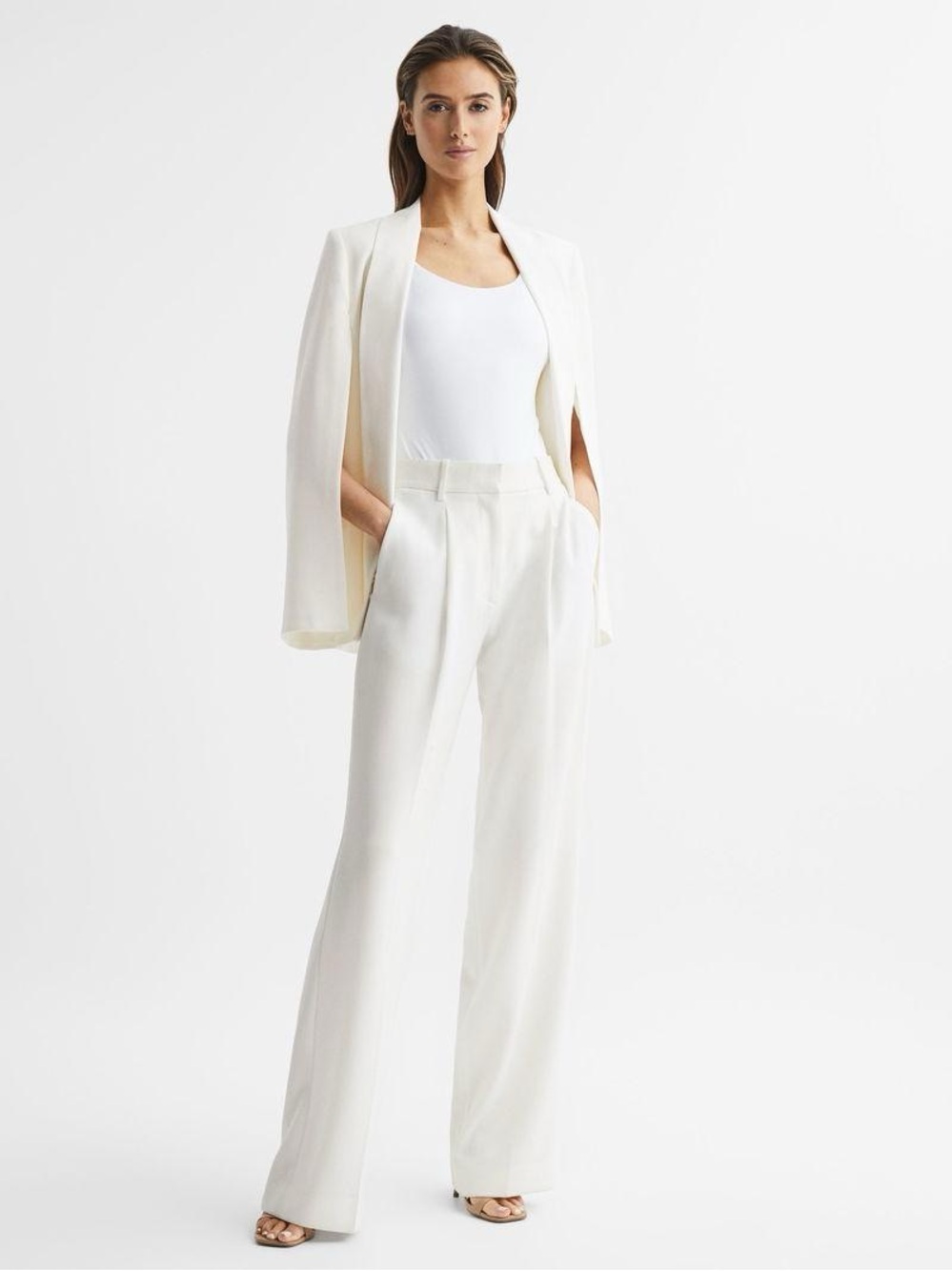 Chelsea  by Honey Open Cape